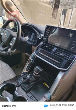 تويوتا لاندكروزر